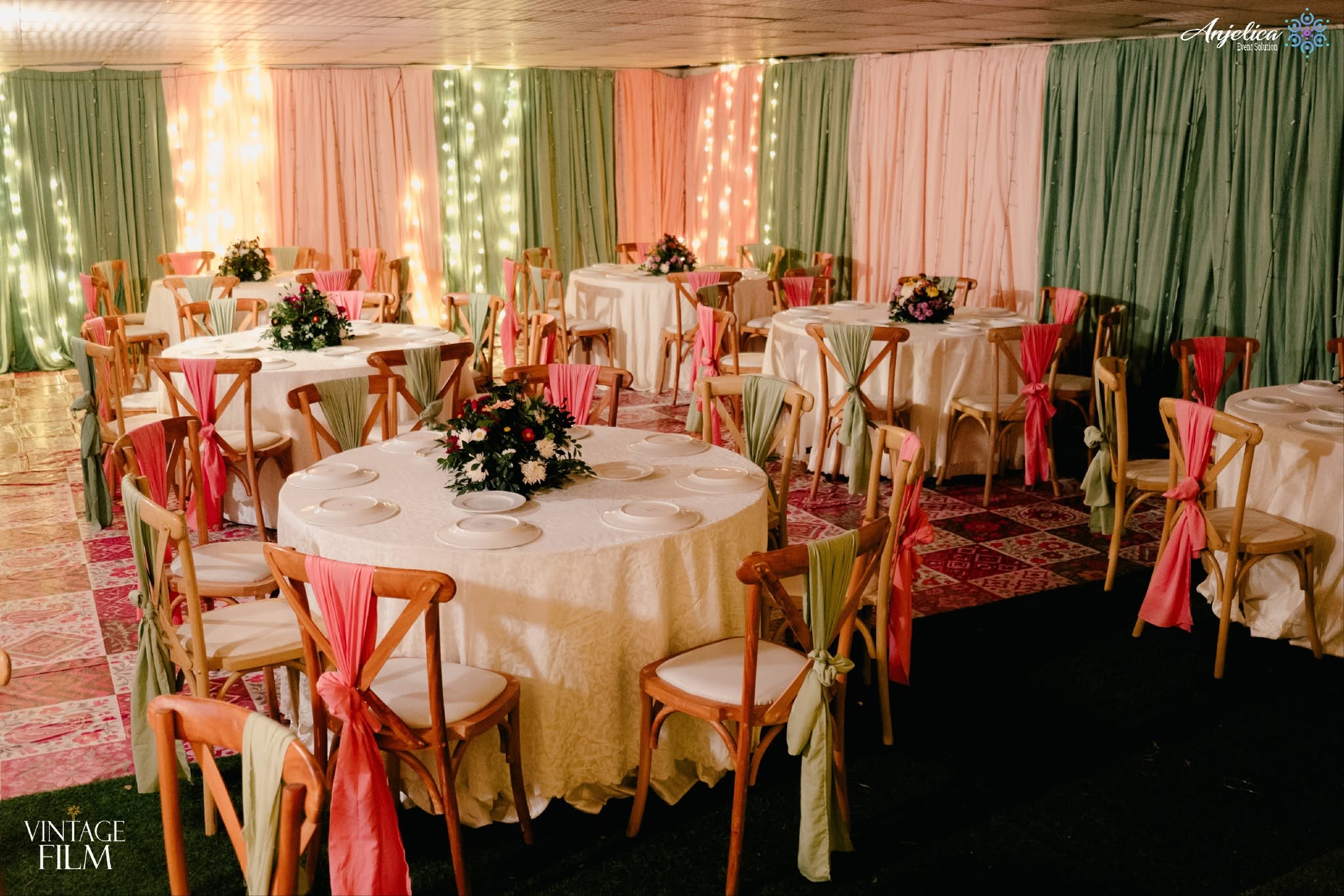 Traditional mehedi floral design